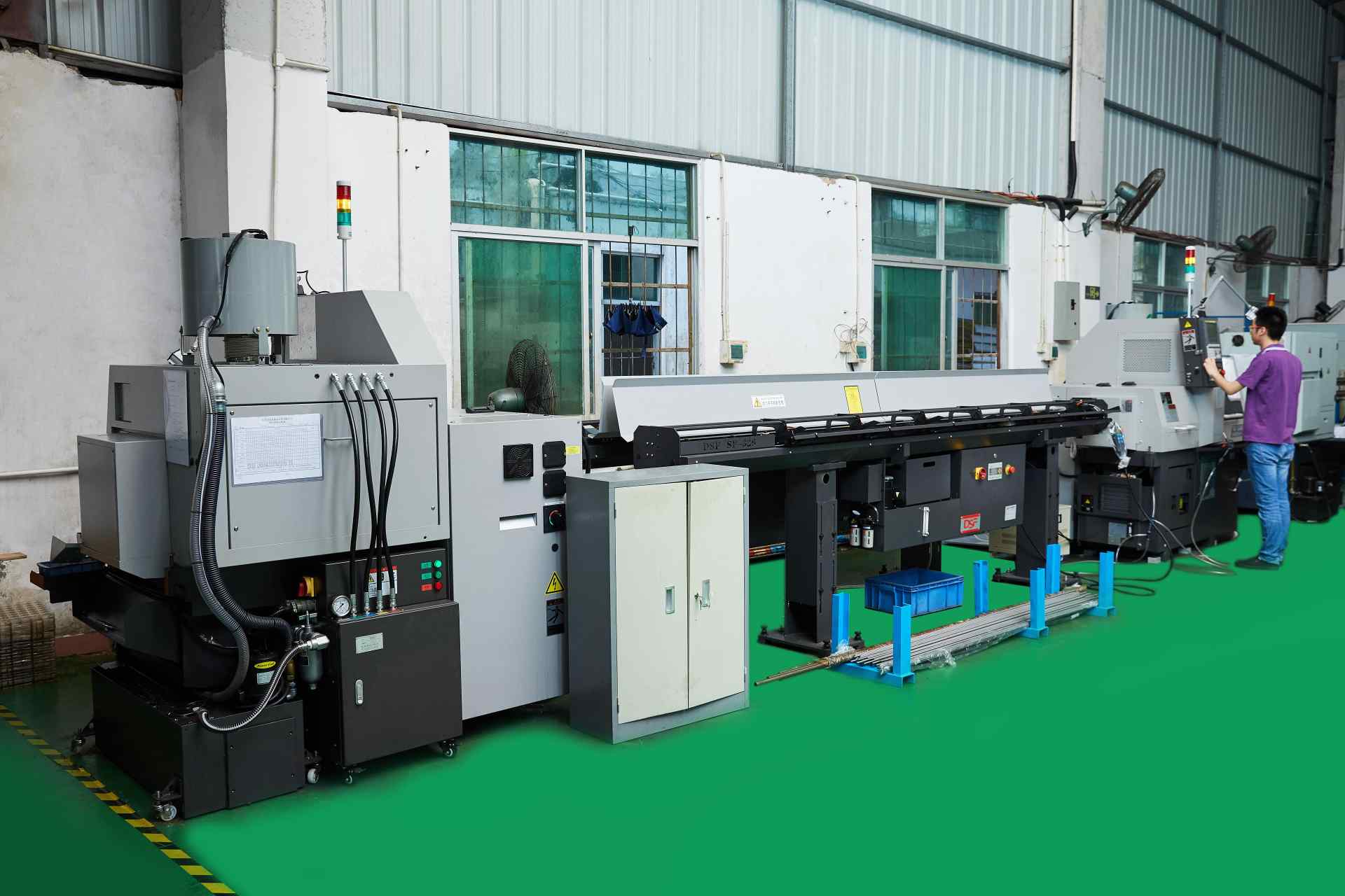 Precision CNC Tunring Center Workshop of China CNC Machining Factory